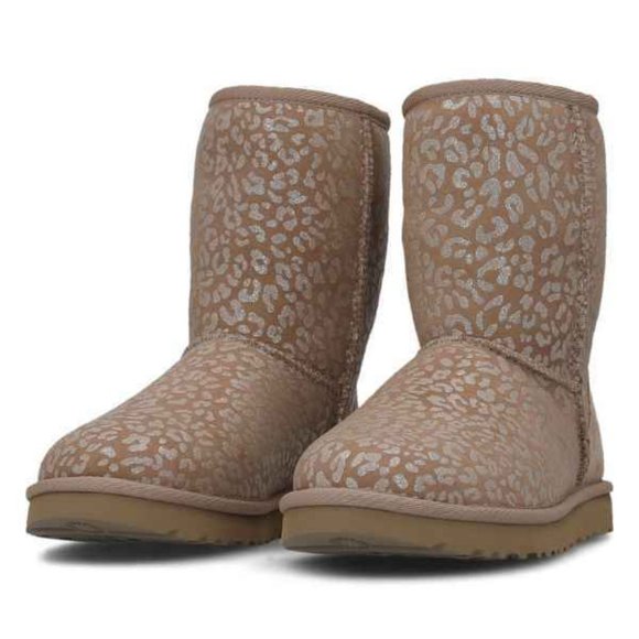 UGG WOMEN'S CLASSIC SHORT SNOW LEOPARD - Picture 4 of 5